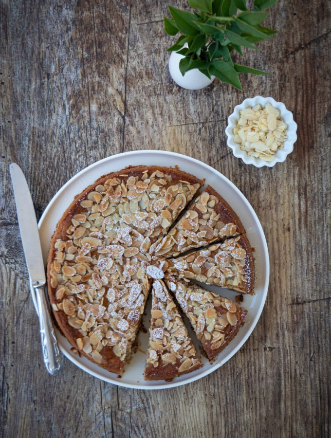 Torta alla ricotta e mandorle senza glutine