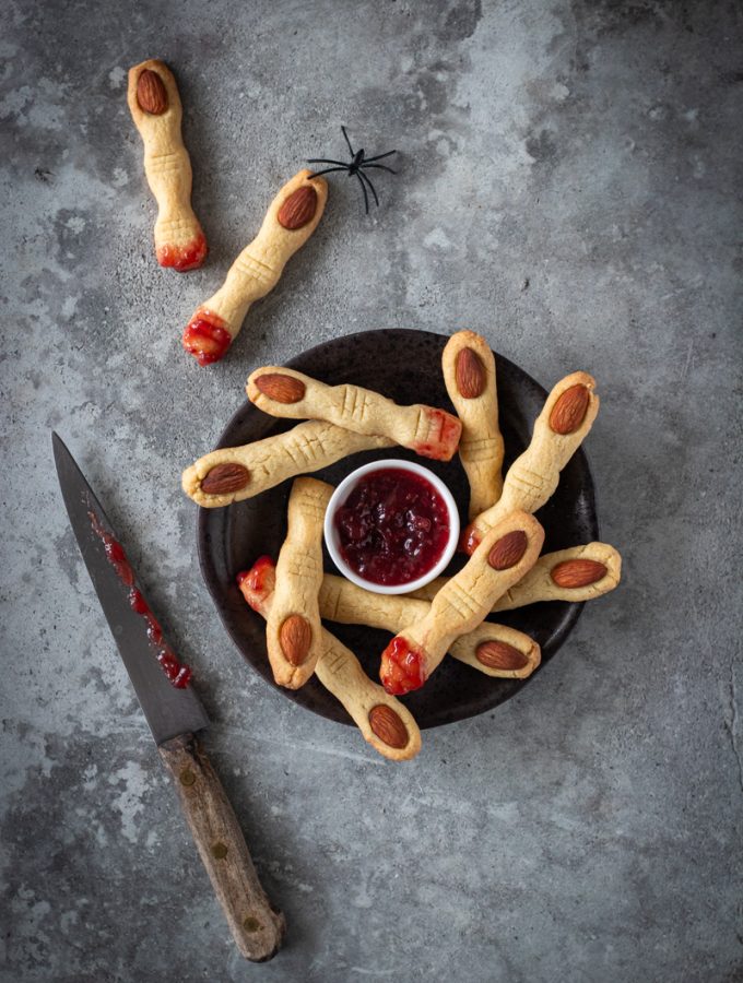 Biscotti dita di strega per Halloween