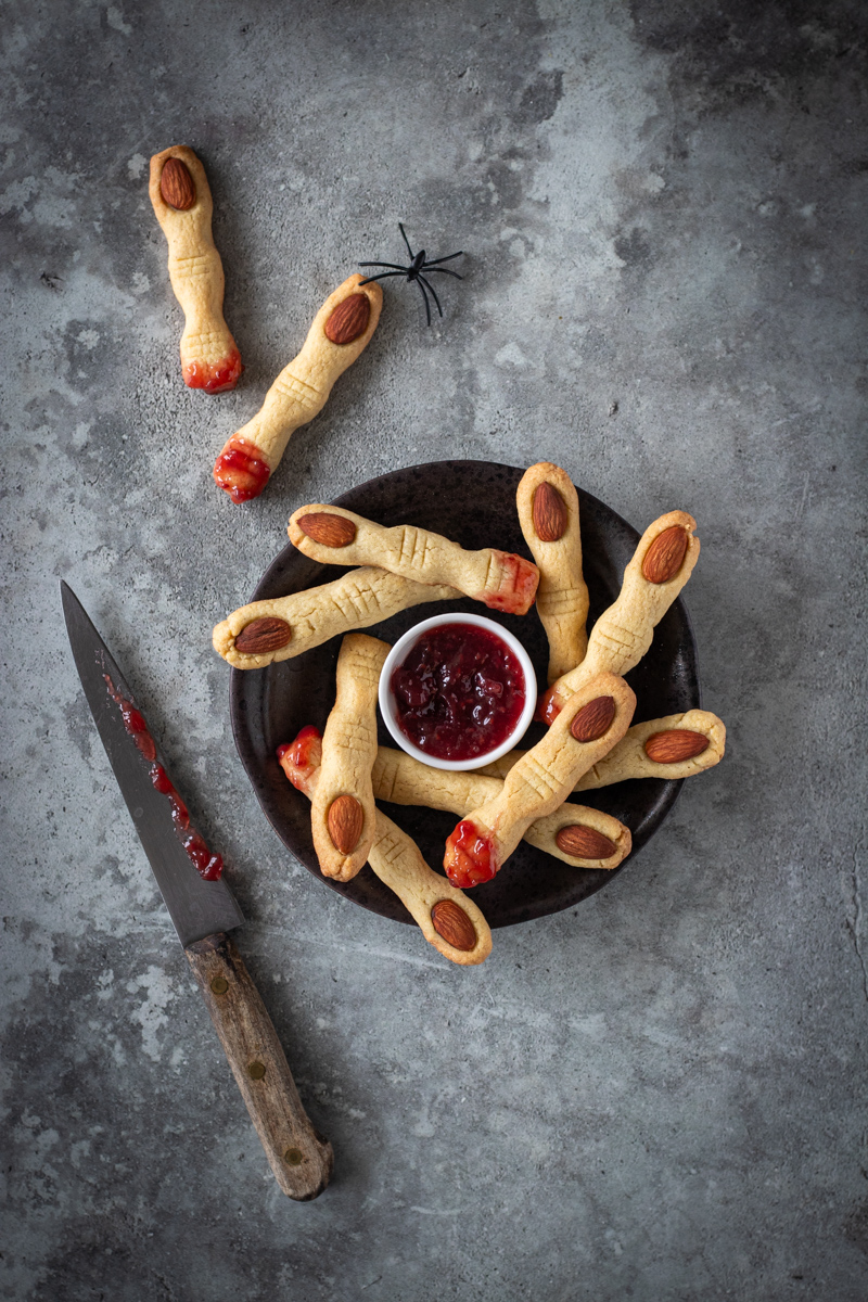 Biscotti dita di strega per Halloween