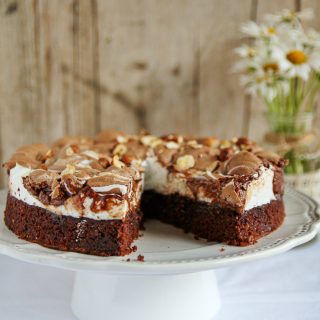 Torta al cioccolato e meringa
