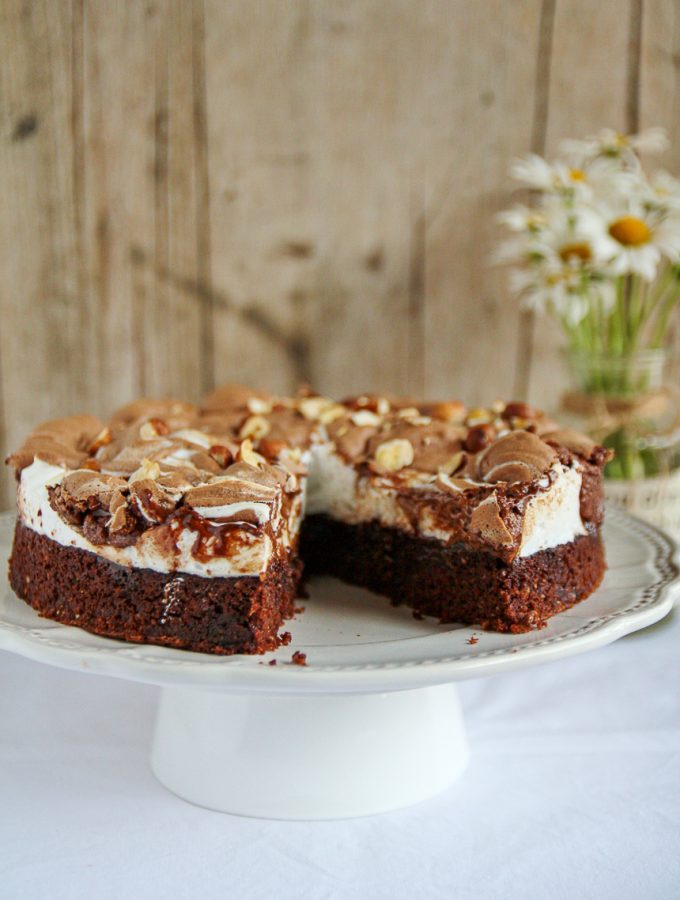 Torta al cioccolato e meringa