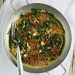 Curry di lenticchie e spinaci