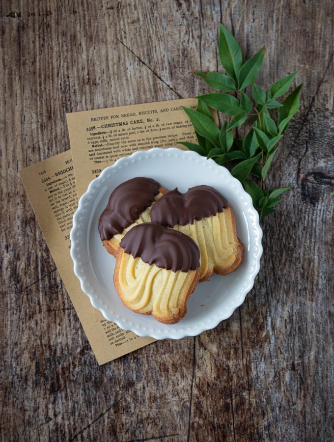 Biscotti di frolla montata