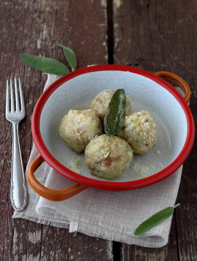 Gnochi de pan triestini