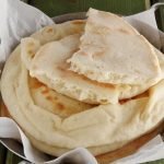 Cheese naan: pane indiano al formaggio