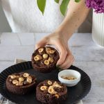 Mini brownies alle nocciole e Nocciolata