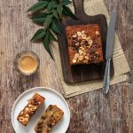 Banana bread al cioccolato e nocciole